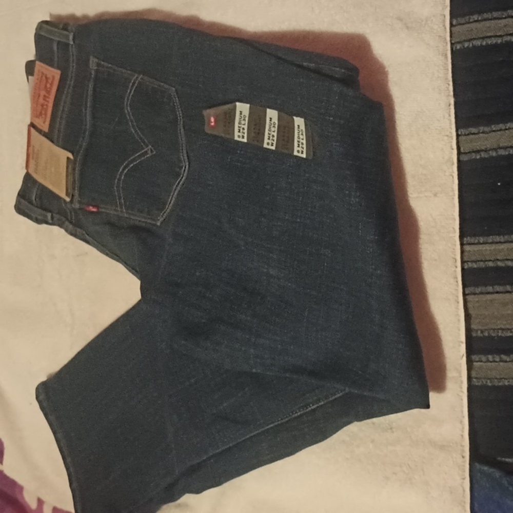 NWT Levi classic straight